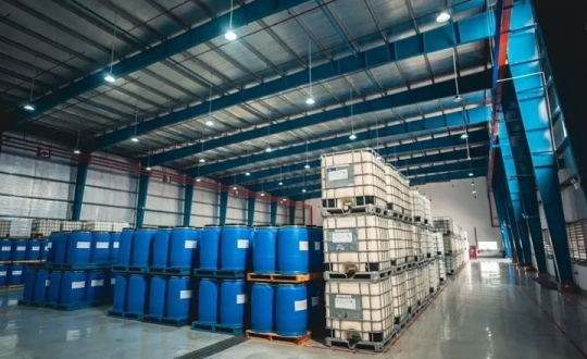 Nhà kho lưu trữ và vận chuyển hàng hóa ( Transas)